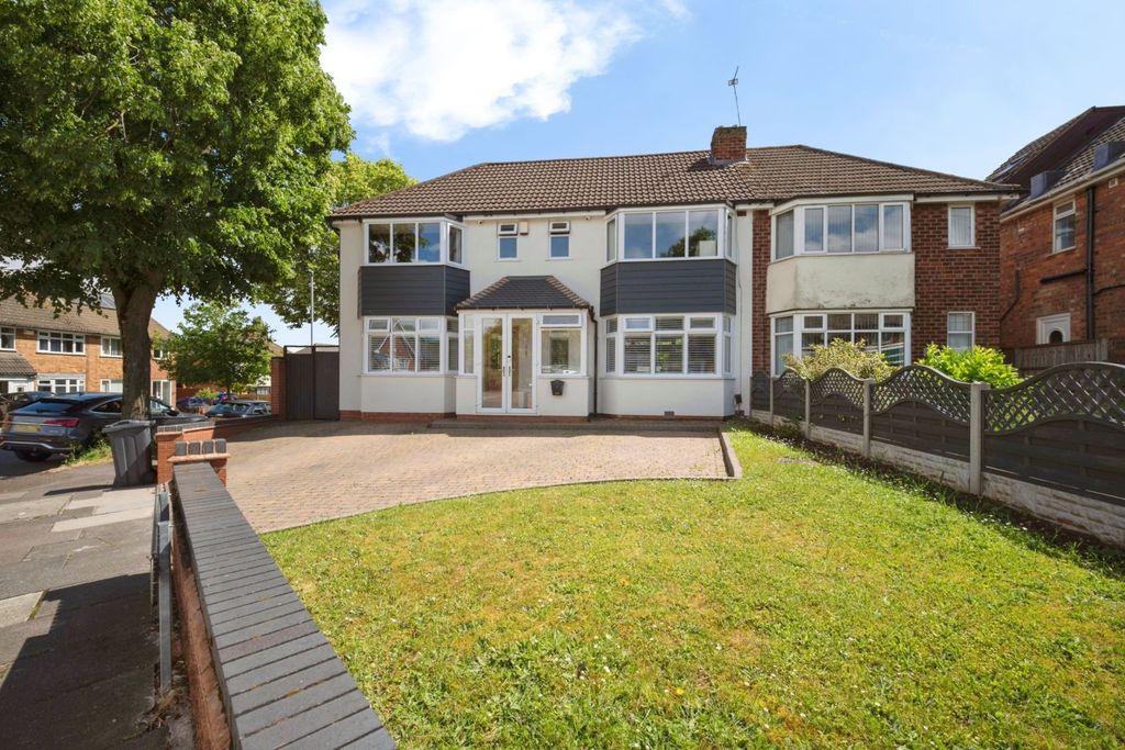 Property photo 1 of 21
