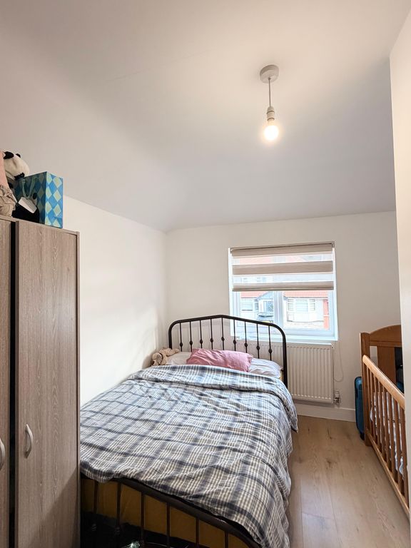 Property photo 3 of 5