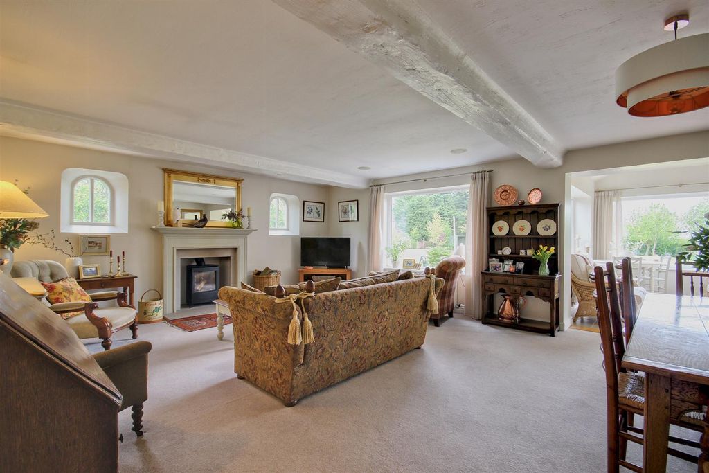 Property photo 3 of 38 Eastgate (37).Jpg