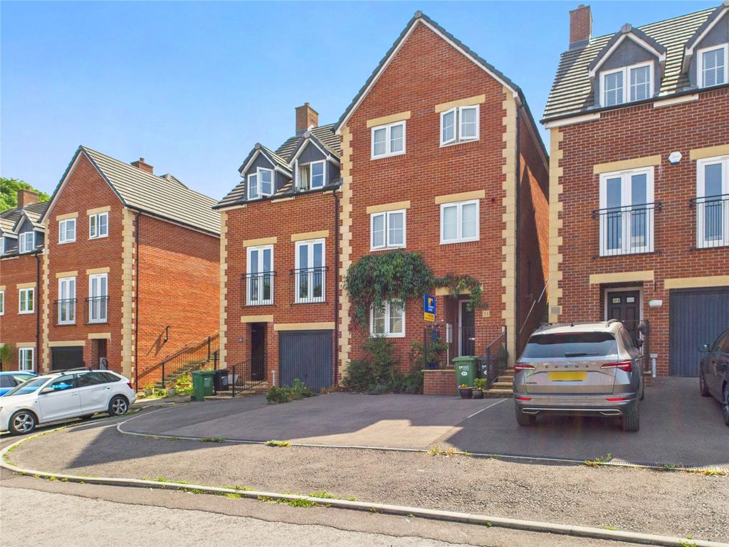 Property photo 1 of 27 Picture No. 31