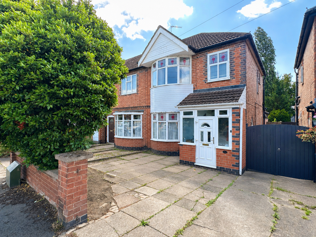 Property photo 1 of 12