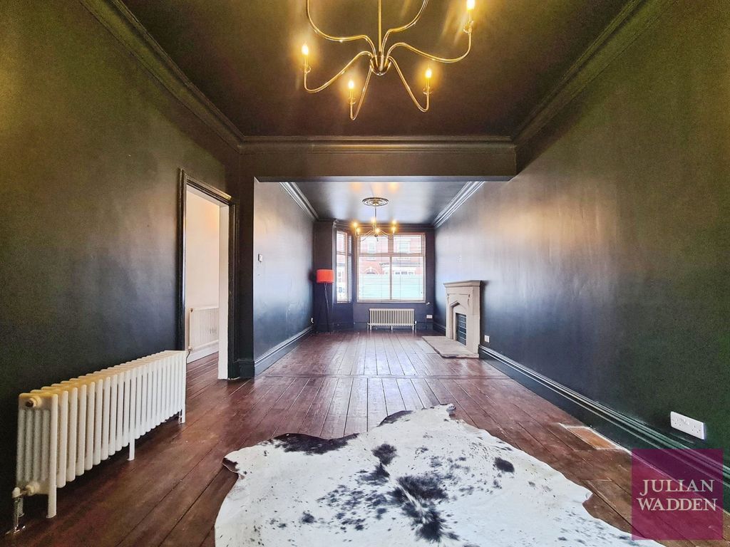 Property photo 3 of 17 Picture No. 12