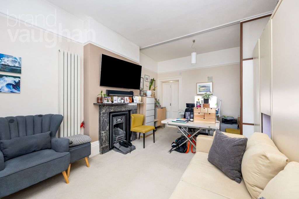 Property photo 2 of 19 Picture No. 09