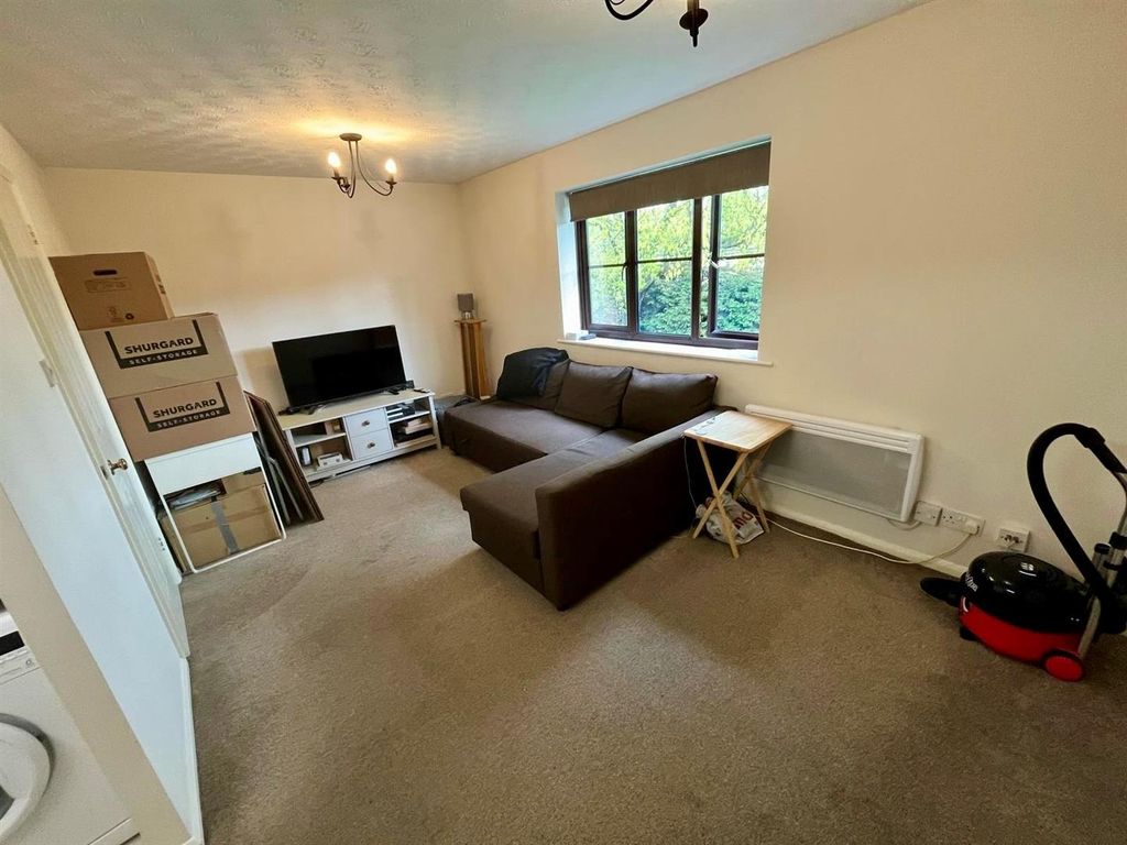 Property photo 3 of 9 3.Jpg