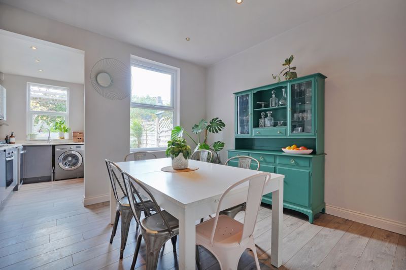 Property photo 3 of 37 Dining Kitchen