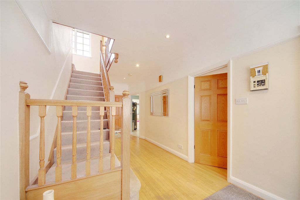 Property photo 2 of 20 Picture No. 02