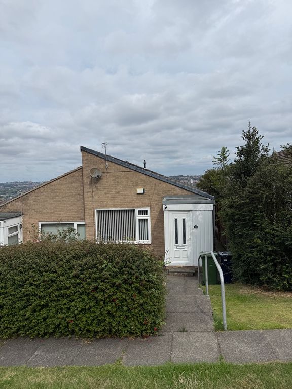 Property photo 2 of 12