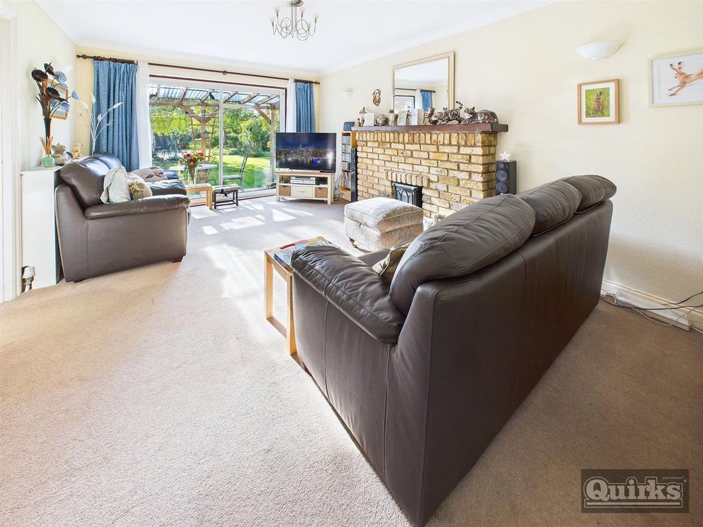 Property photo 2 of 23 Cam02342G0-Pr0140-Still005.Jpg