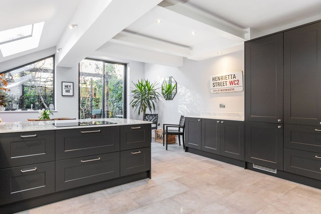 Property photo 3 of 22 Open Plan Living Space