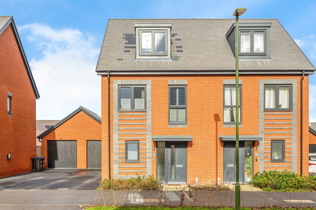 Property photo 1 of 18