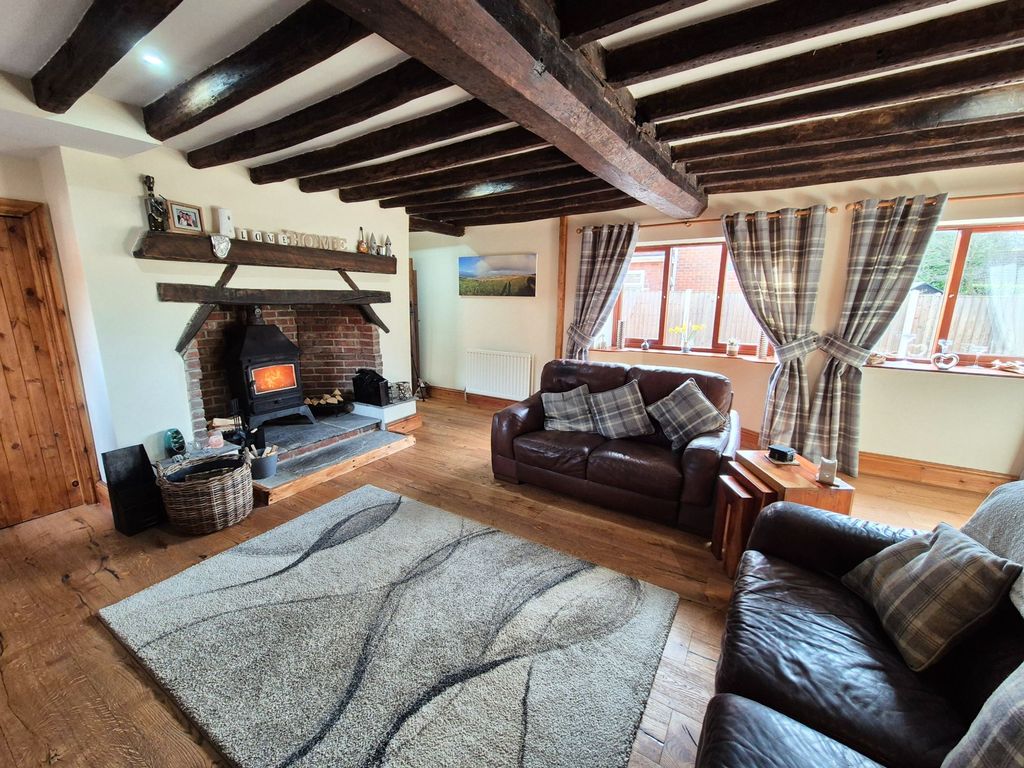 Property photo 2 of 29