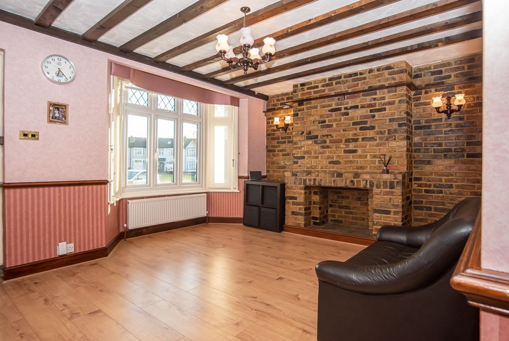 Property photo 2 of 11 Photo 1