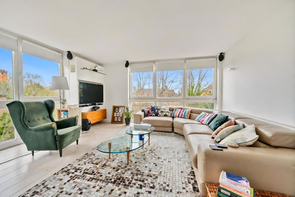Property photo 3 of 16 7514098F-4313-4F2...