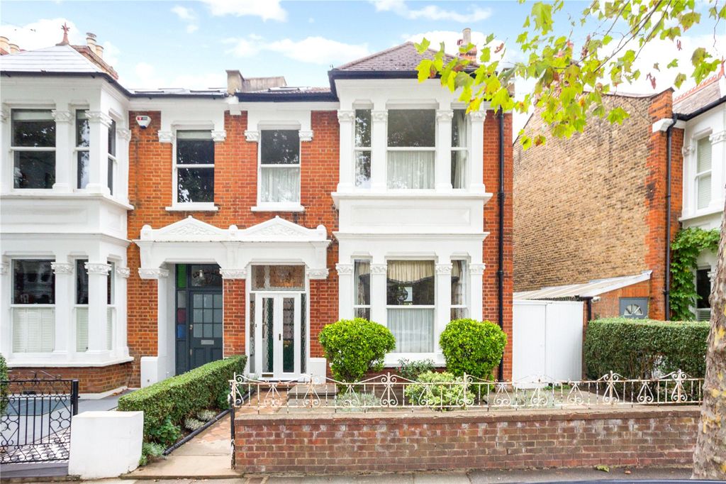 Property photo 1 of 13 1