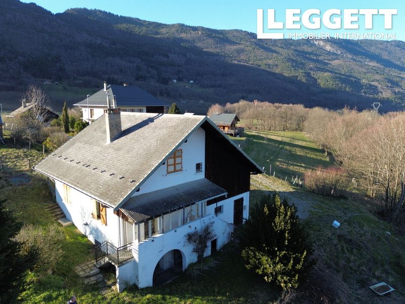 Property photo 1 of 10
