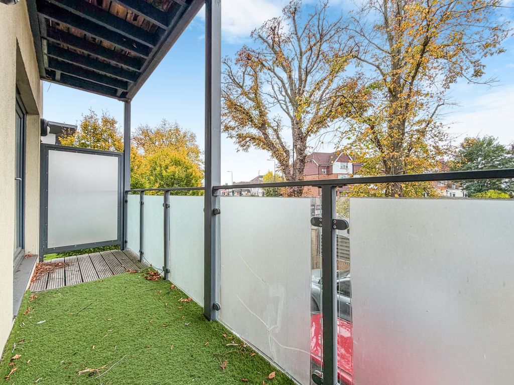 Property photo 3 of 13 Balcony