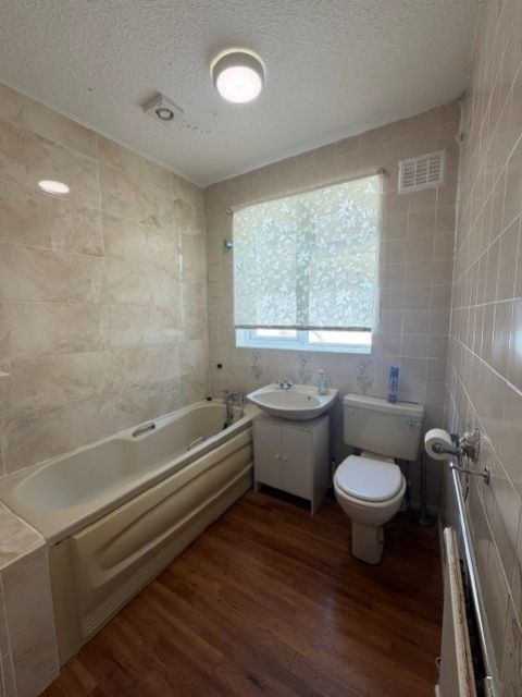 Property photo 3 of 10 2
