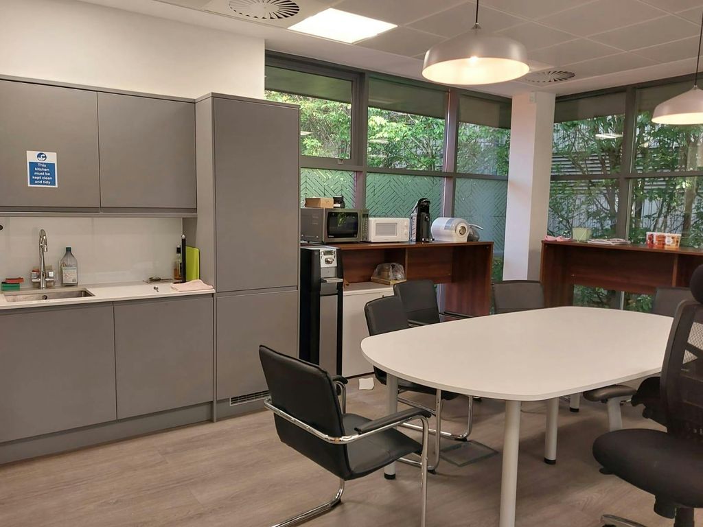 Property photo 3 of 5 1427843E61Fb47018417B20Ffd8Efe3c.Jpg