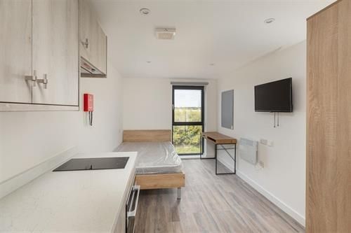 Property photo 1 of 5