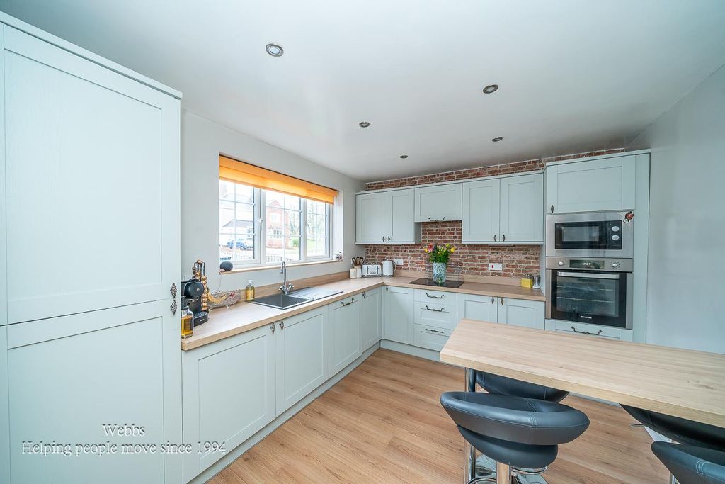 Property photo 2 of 23 Webbs-7.Jpg