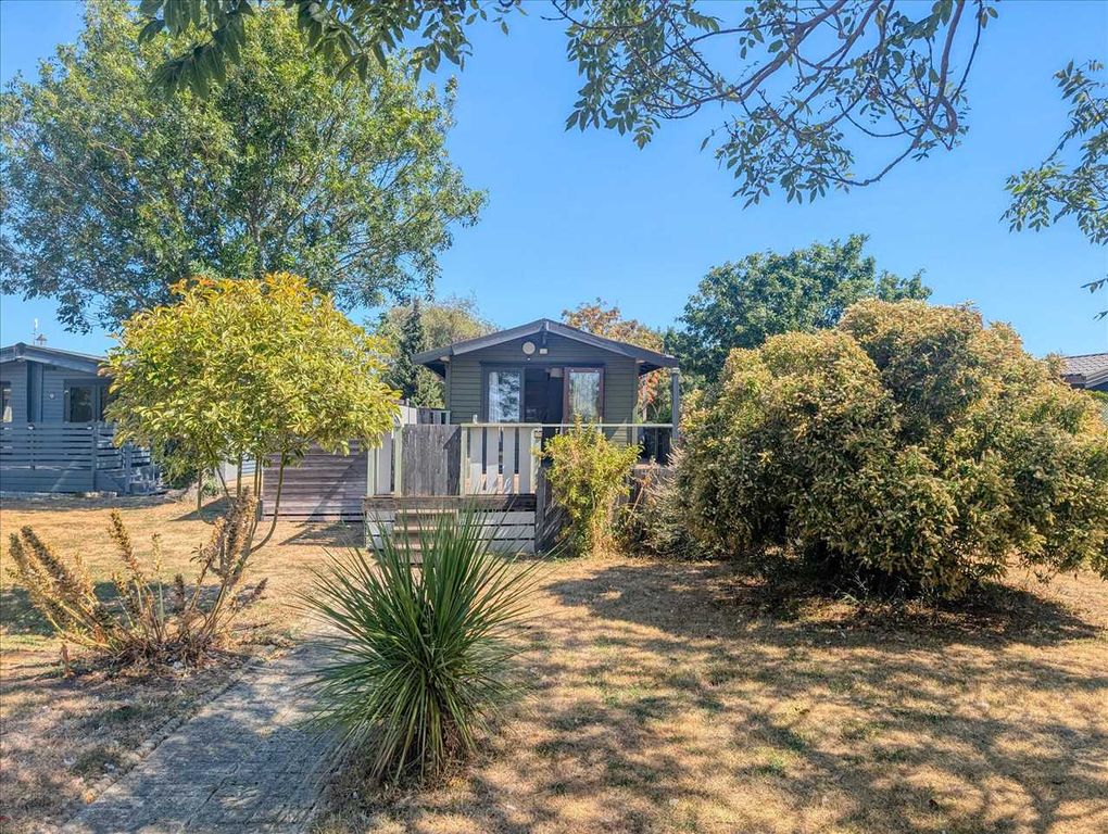 Property photo 3 of 9