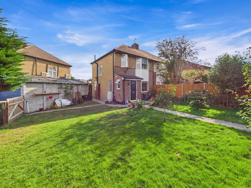 Property photo 2 of 16