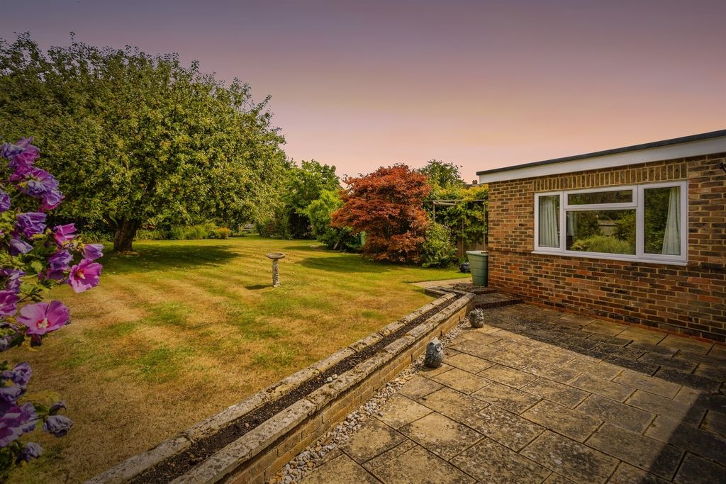 Property photo 2 of 22