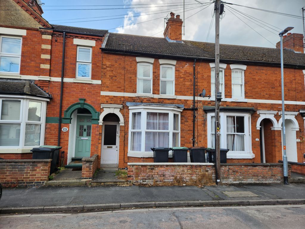 Property photo 1 of 6