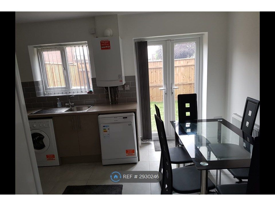 Property photo 2 of 9