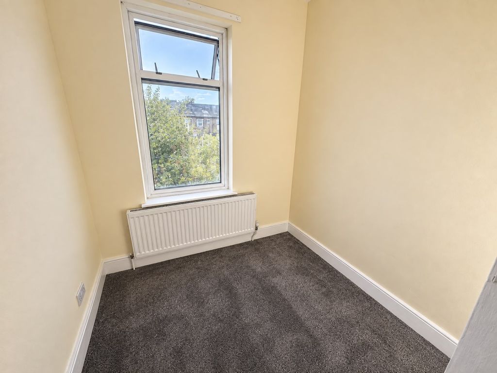 Property photo 3 of 9 Gallery