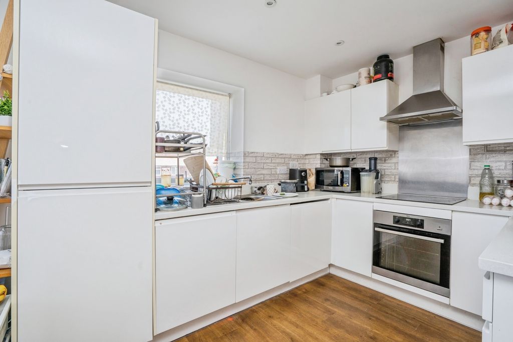 Property photo 3 of 21 Pbox-Img.Jpg