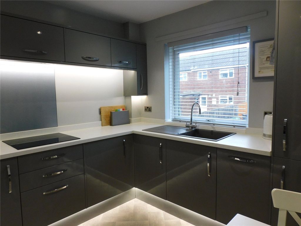 Property photo 2 of 8 Picture No. 07