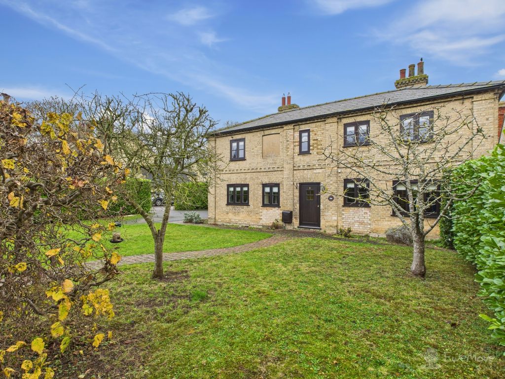 Property photo 1 of 22 Front Of House- Mark Stephens Ewemove Newmarket An