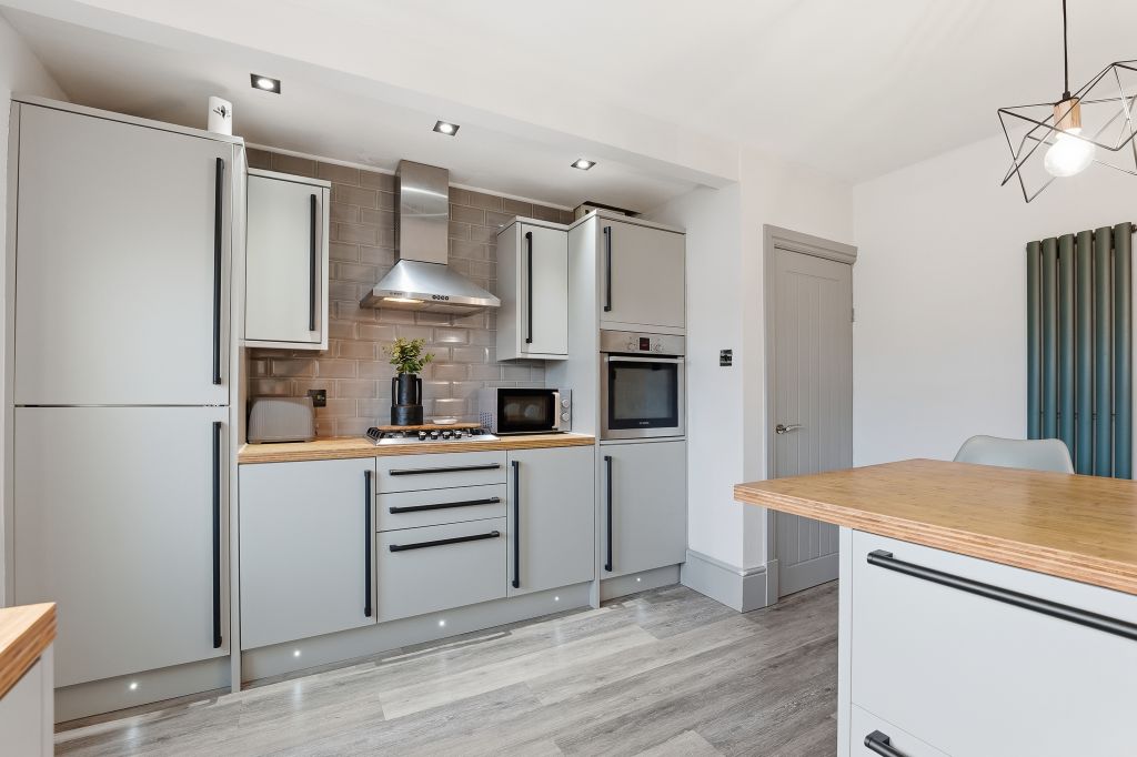 Property photo 2 of 21 P1679007