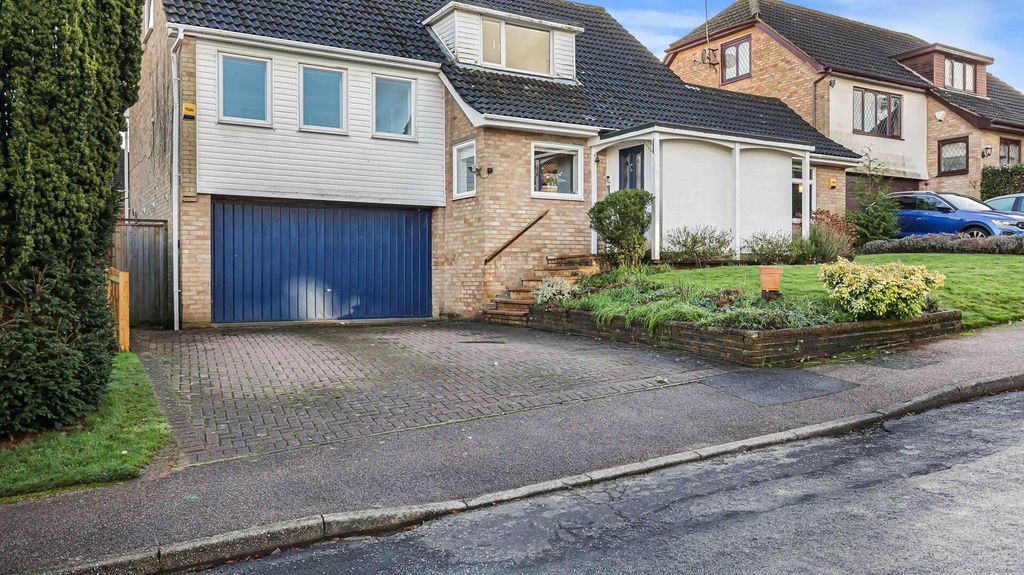 Property photo 1 of 32 Front (Exterior)