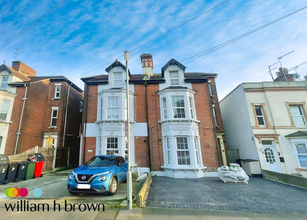 Property photo 1 of 5 View