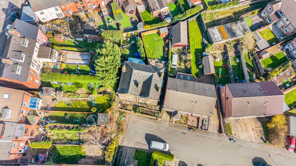 Property photo 3 of 29