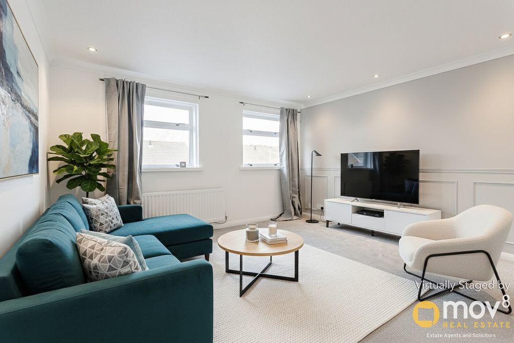 Property photo 2 of 23