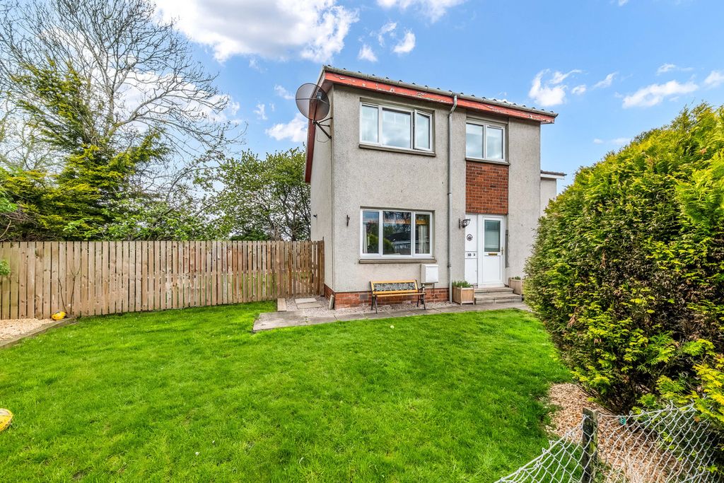 Property photo 1 of 26