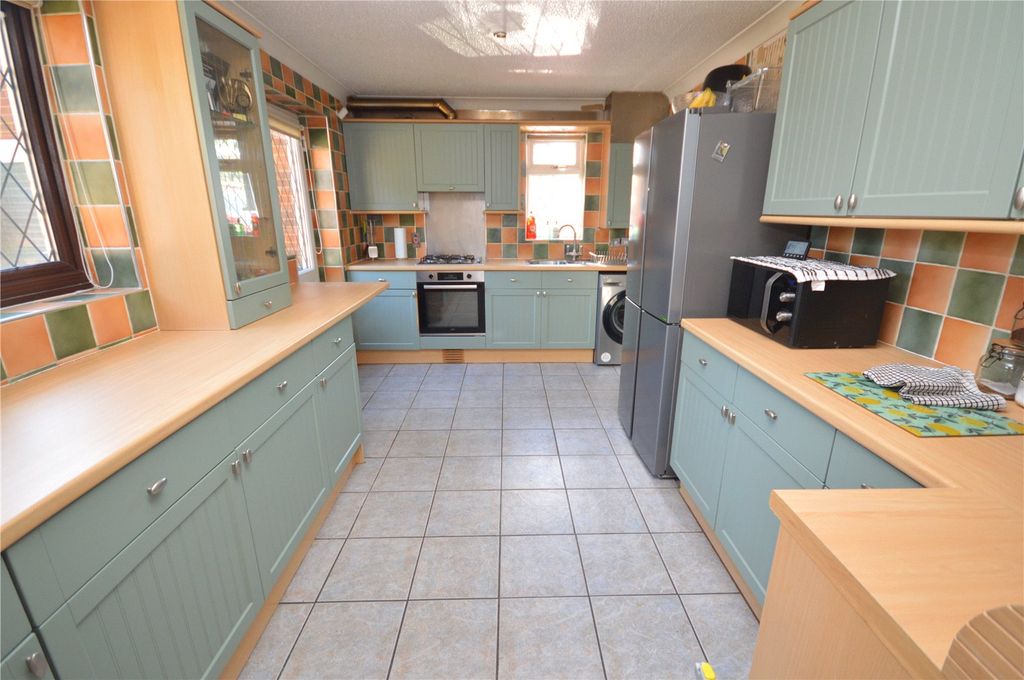 Property photo 3 of 19 Picture No. 14