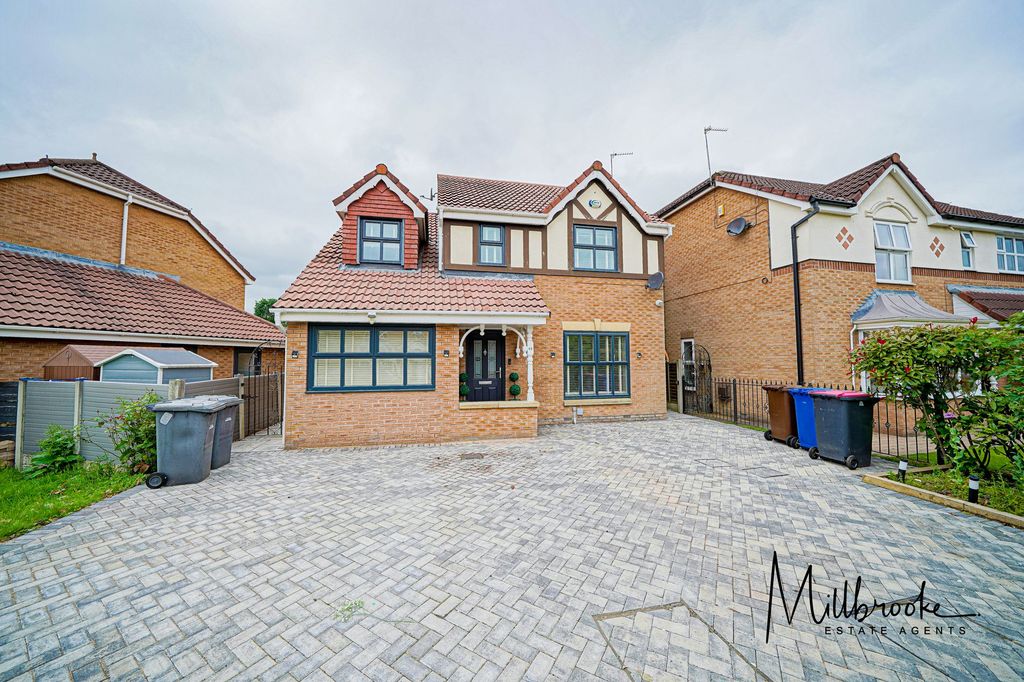 Property photo 1 of 27