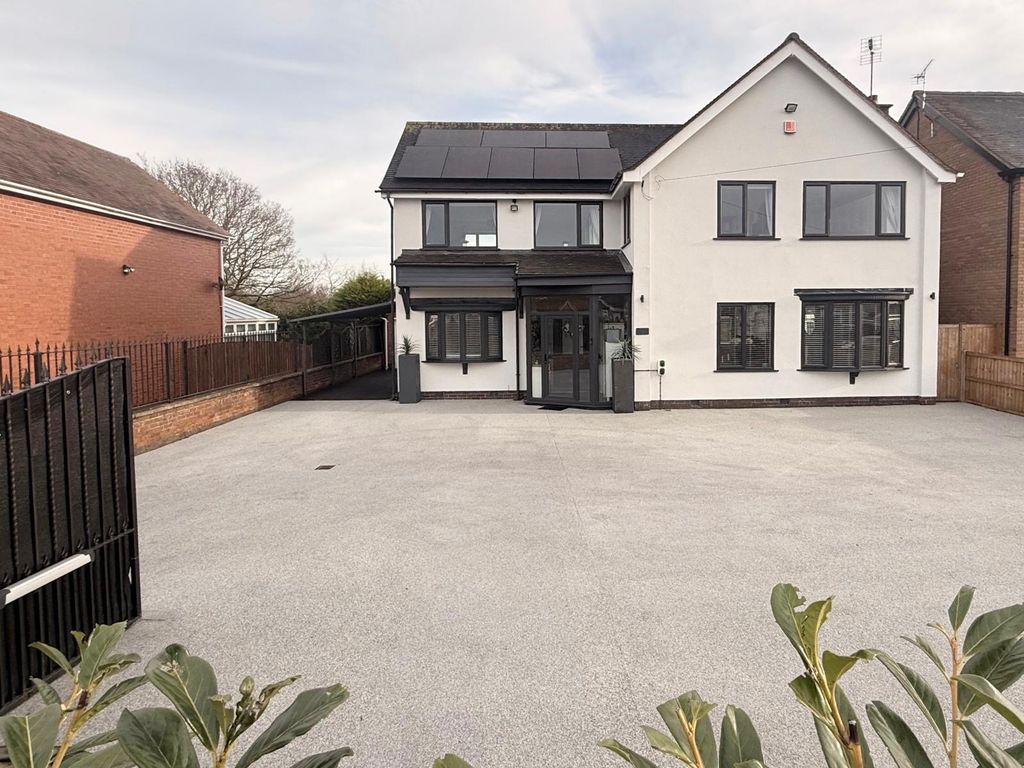 Property photo 1 of 20 369Ba1De-7469-41d4-8914-d08573F36B13