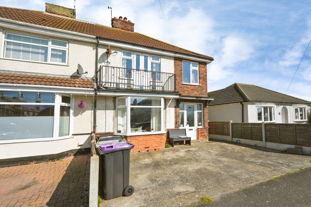 Property photo 2 of 14