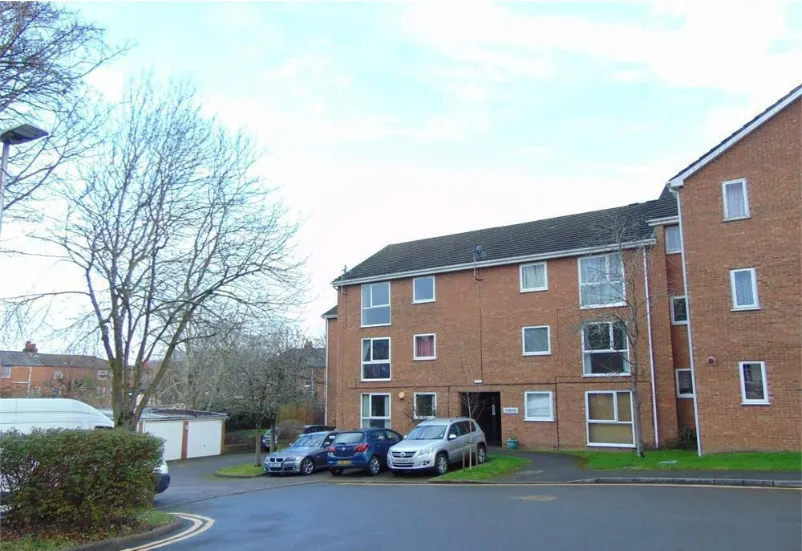 Apartment in Reading, Katesgrove, Coley - View 3