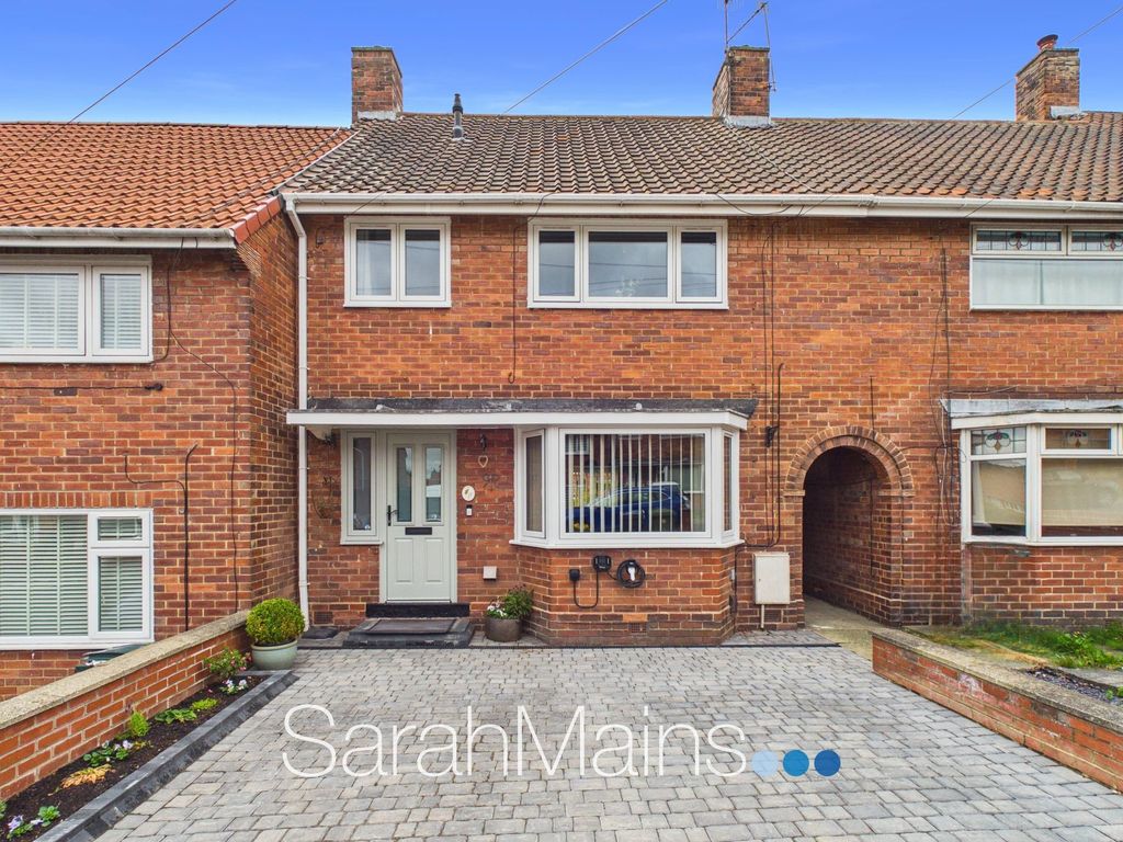 Property photo 1 of 14 External