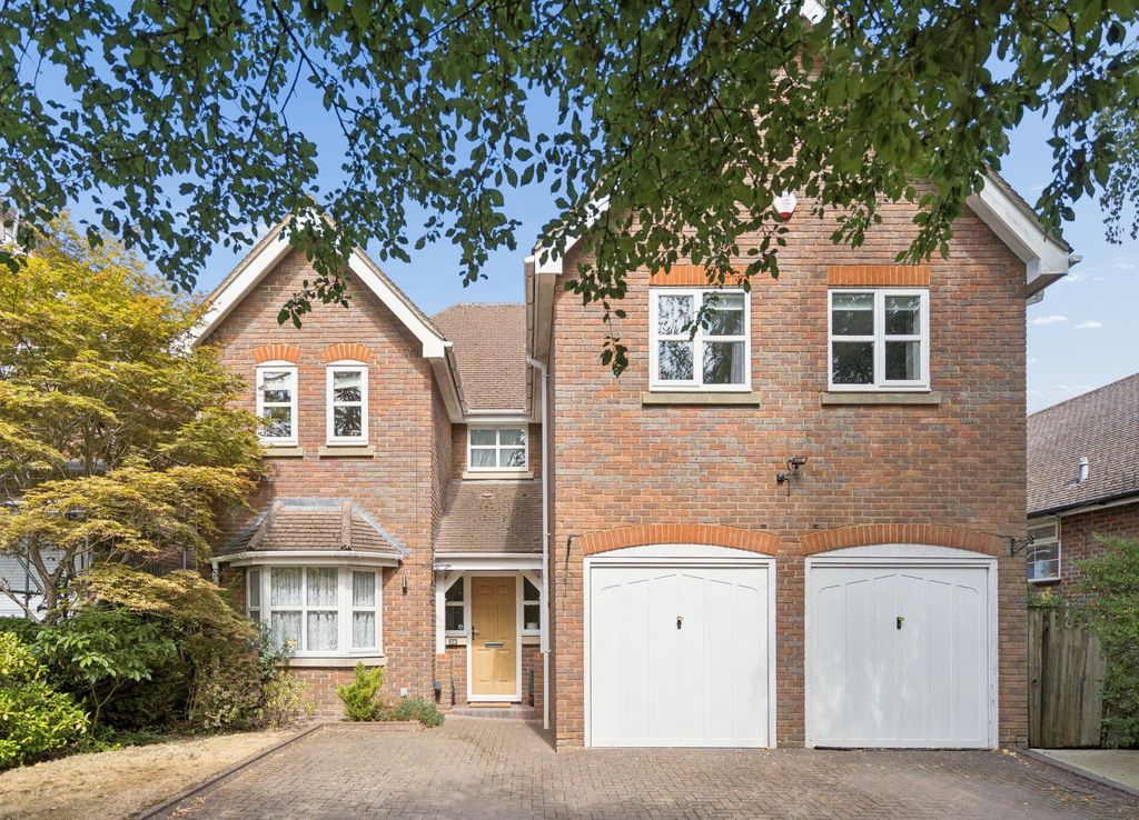 Property photo 1 of 19 Ext (C)