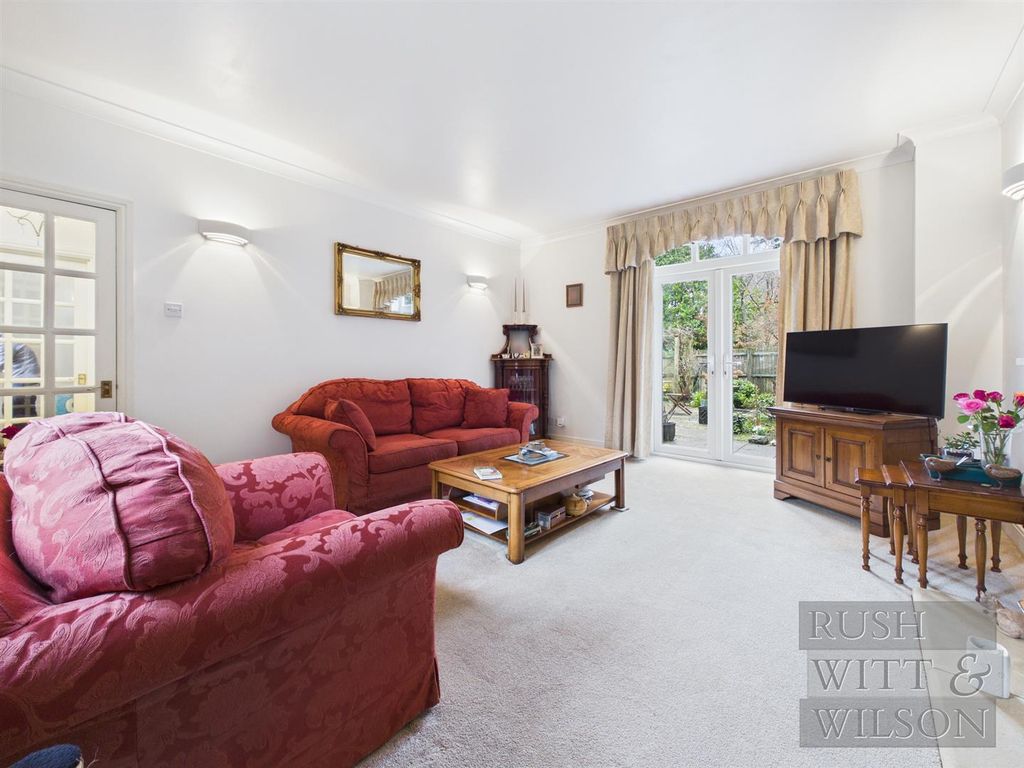 Property photo 3 of 24