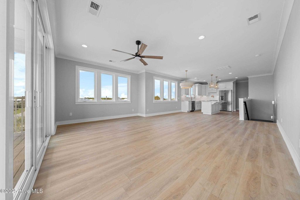 Property photo 2 of 27 <Alttext/>