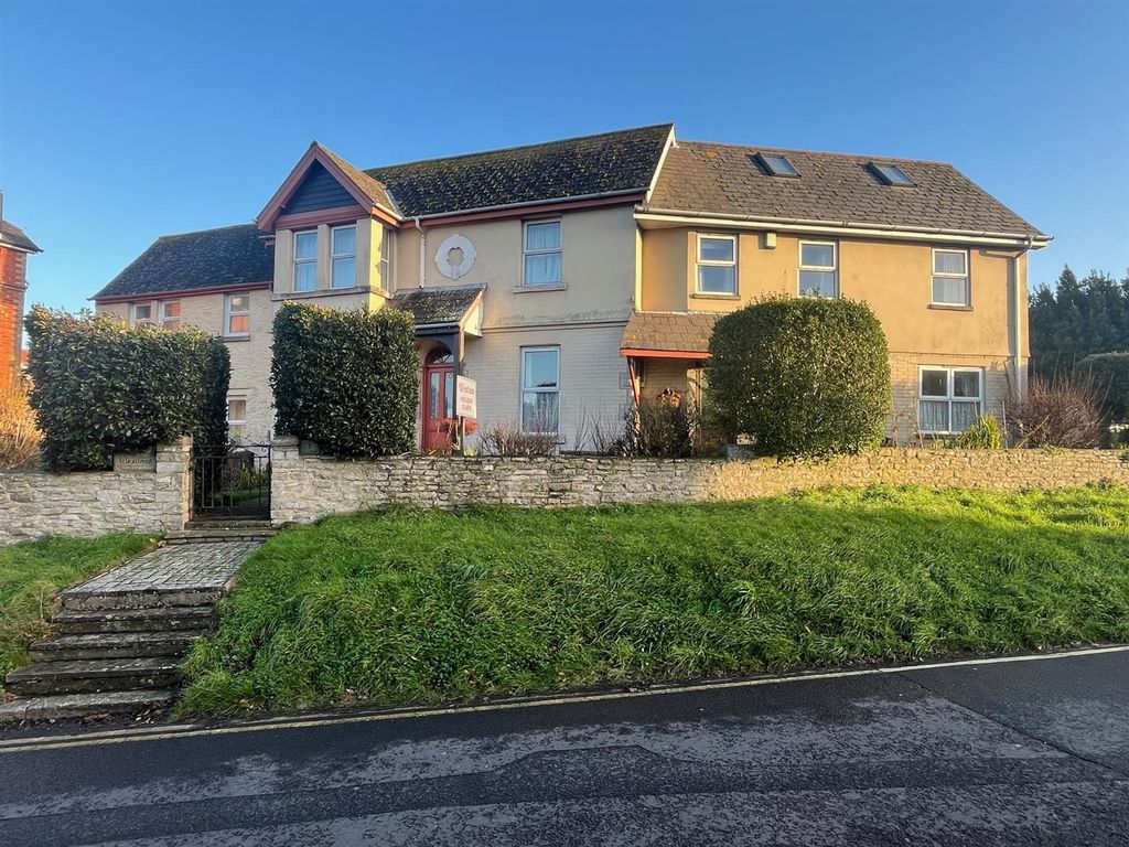 Property photo 1 of 43 4286 Windowcard.Jpeg