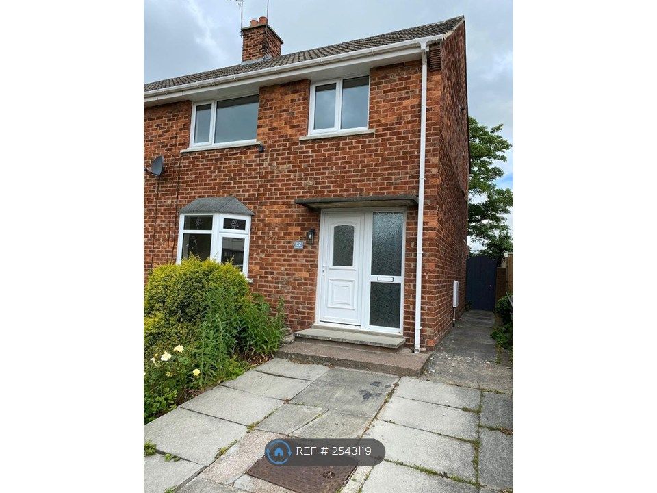 Property photo 2 of 13